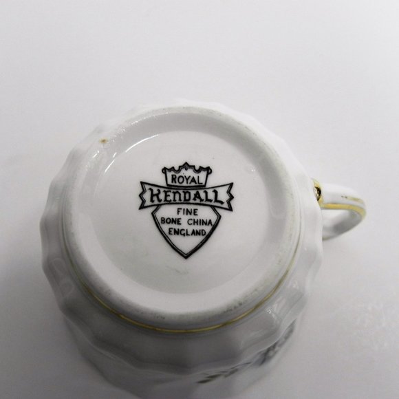 Collectable Vintage Royal Kendall Teacup & Saucer Light Blue & Pink Roses - Picture 8 of 8